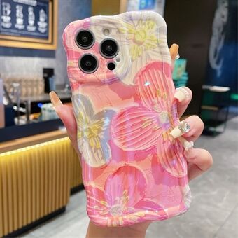 För iPhone 15 Pro Max Telefonfodral Rosa Oljemålning Blomma TPU-skal med Vågig Kant